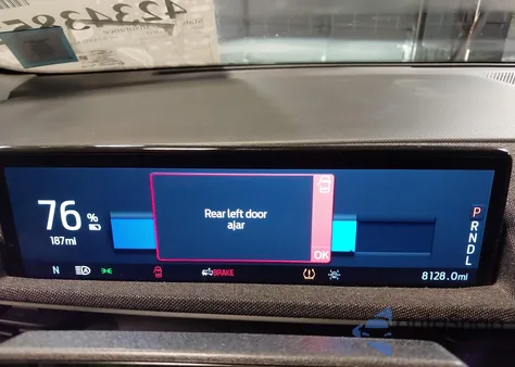 2024 Ford Mustang Mach-E Premium z USA, uszkodzony, nr VIN 3FMTK3SU2RMA26274